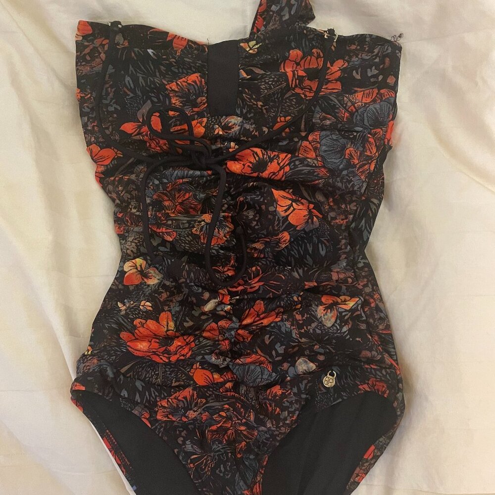 Floral Insight one-piece swimsuit with detachable halter tie